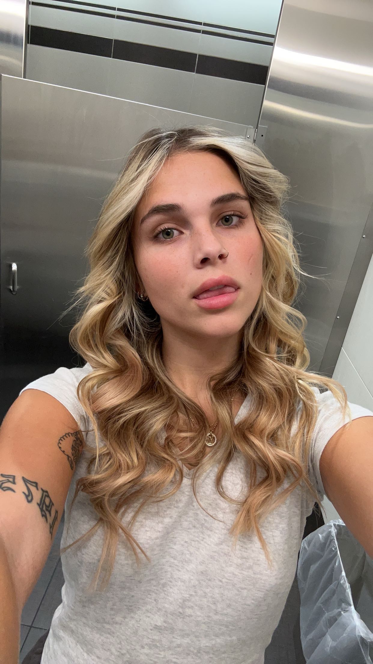 skilahblue snapchat image archive image