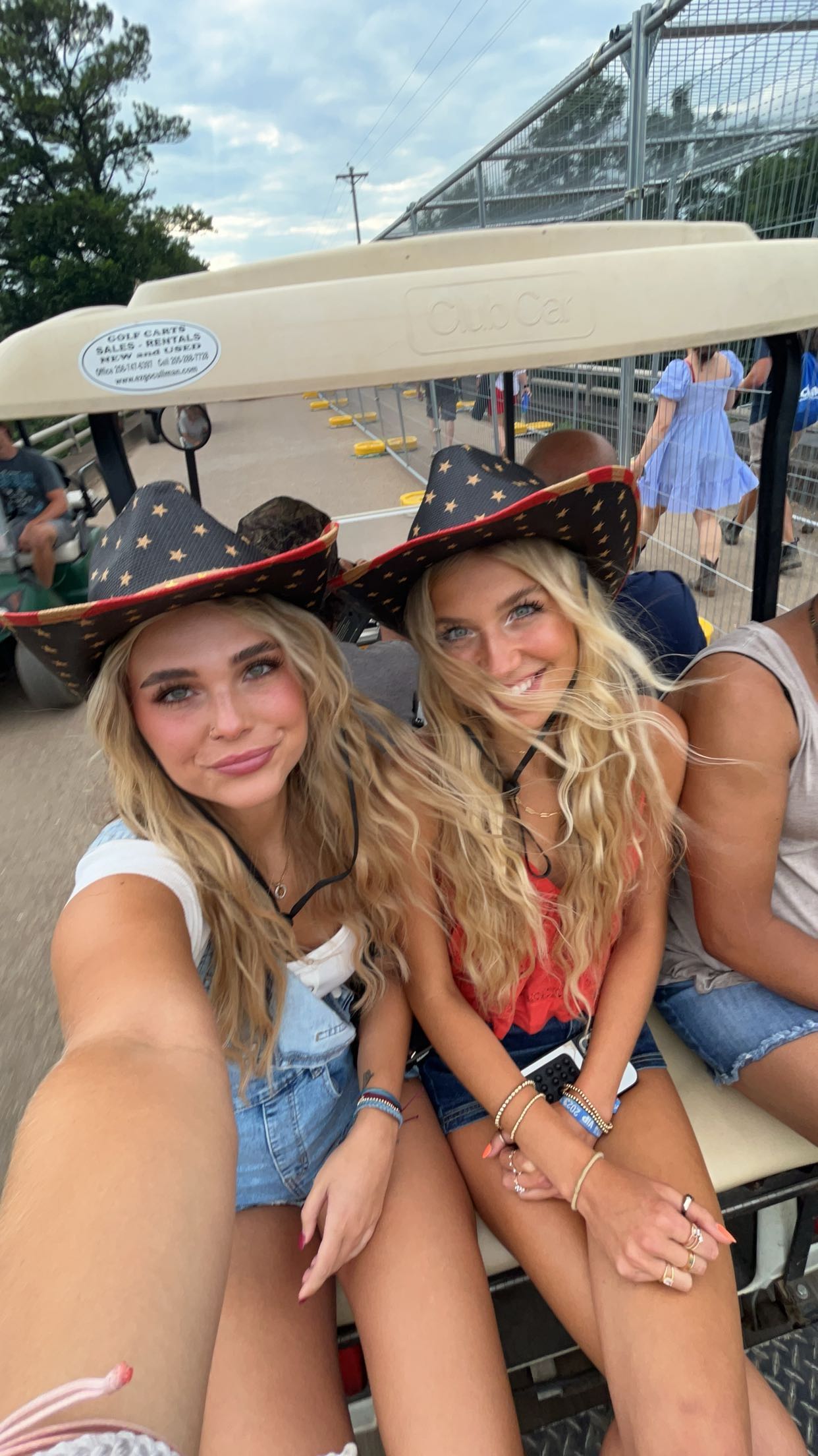 skilahblue snapchat image archive image