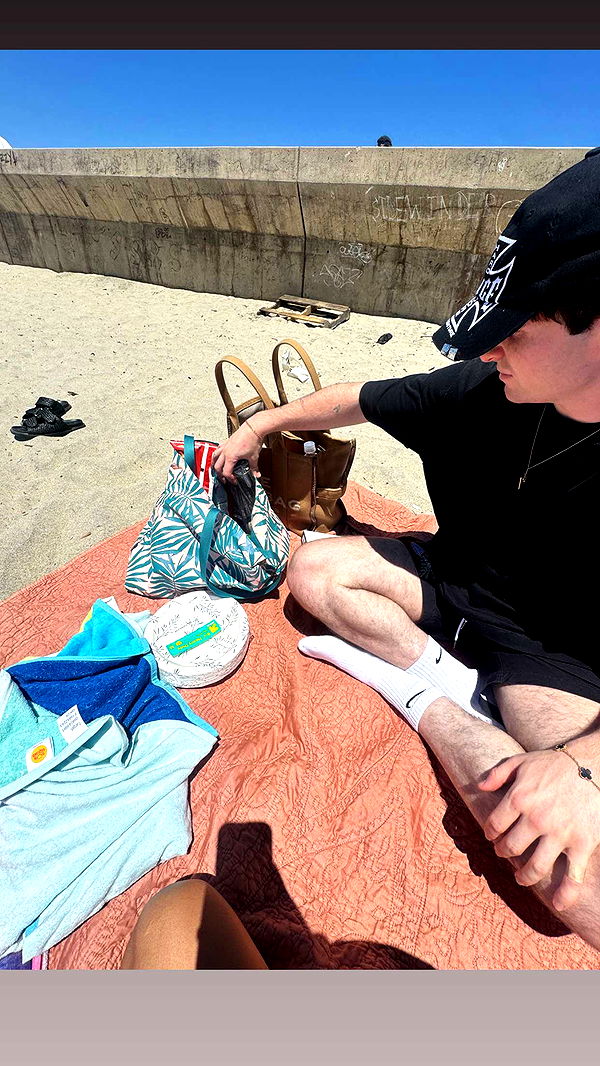 skilahblue image ~ Altpins