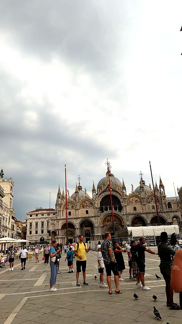 skilahblue image ~ Altpins