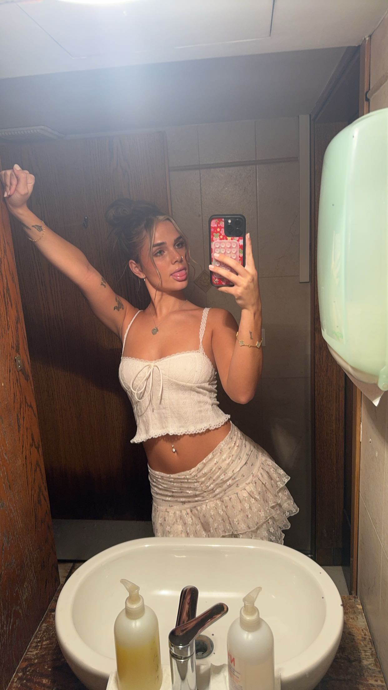 skilahblue snapchat image archive image