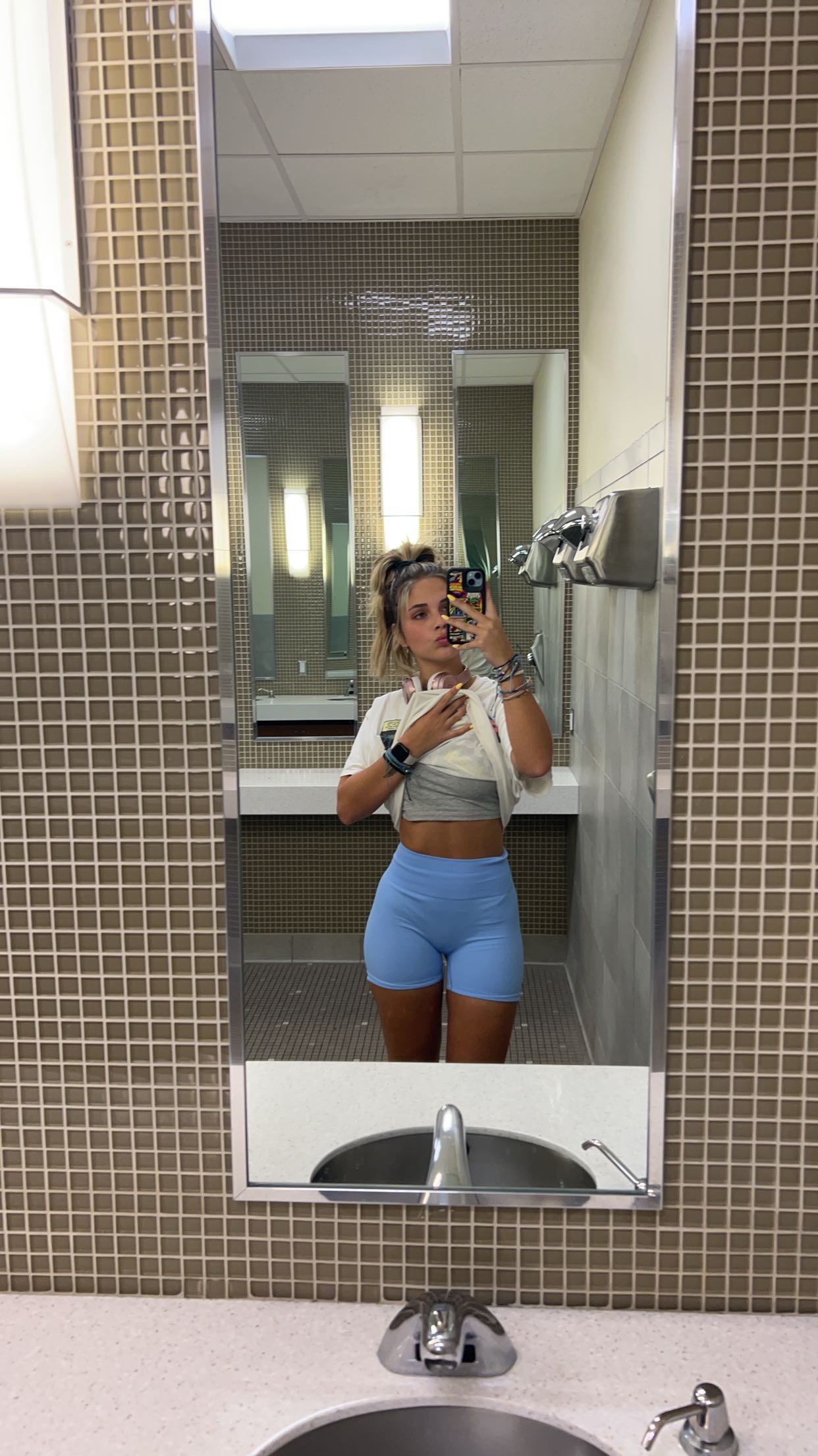 skilahblue snapchat image archive image