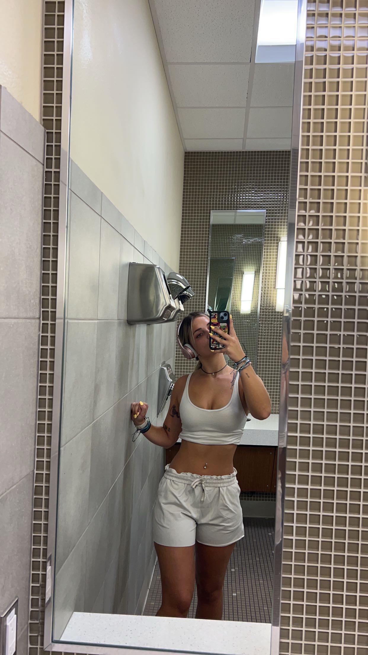 skilahblue snapchat image archive image