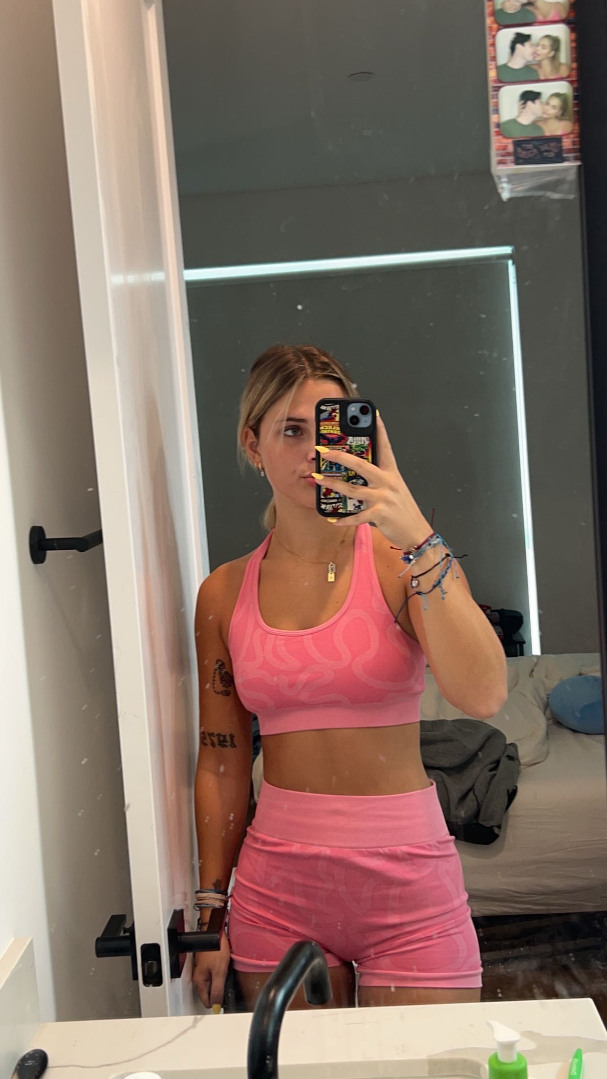 skilahblue snapchat image archive image