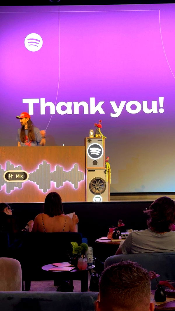 skilahblue image ~ Altpins