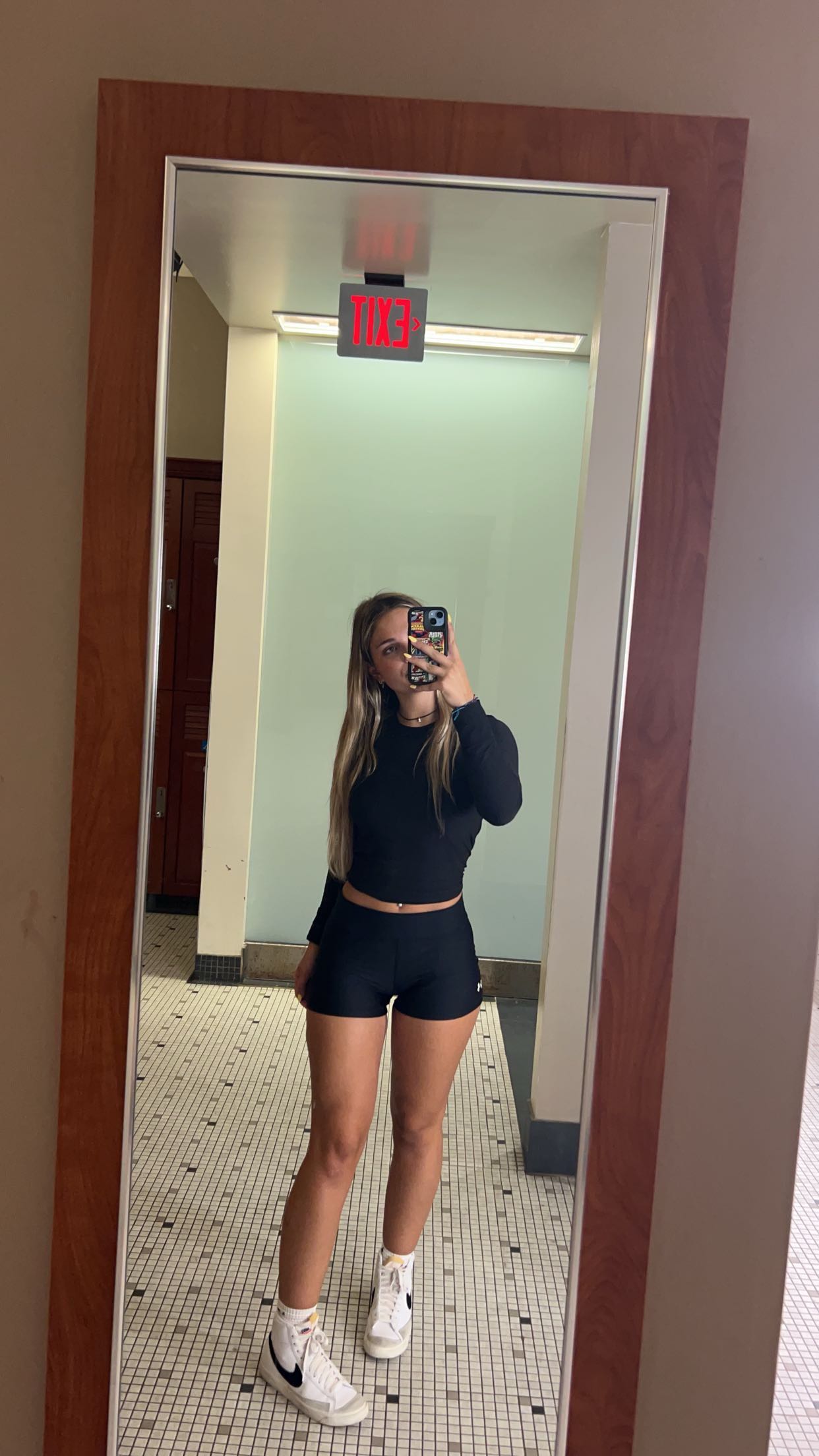 skilahblue snapchat image archive image