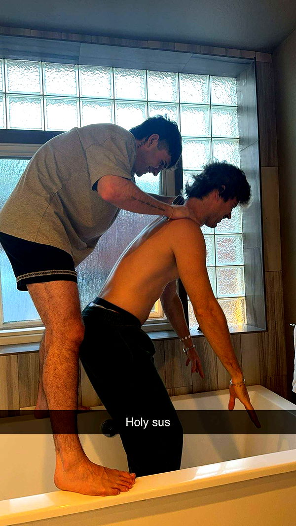 skilahblue image ~ Altpins