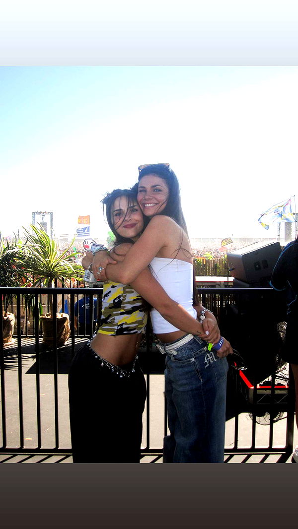 skilahblue image ~ Altpins