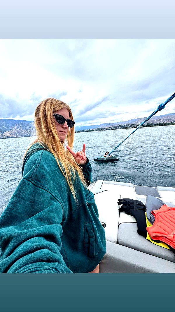 skilahblue image ~ Altpins