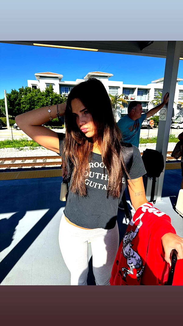 skilahblue image ~ Altpins