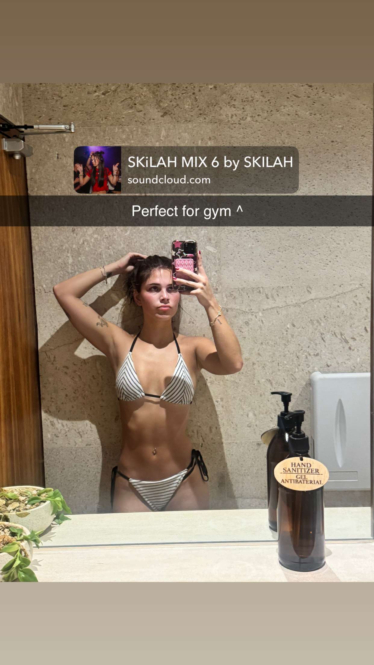 skilahblue snapchat image archive image