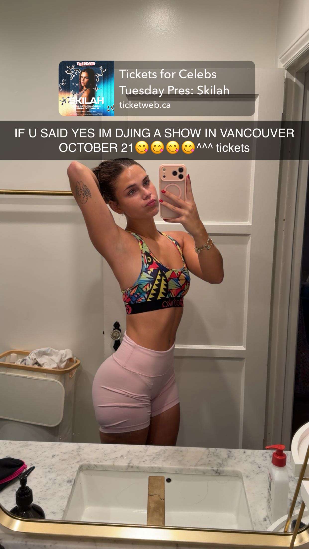 skilahblue snapchat image archive image