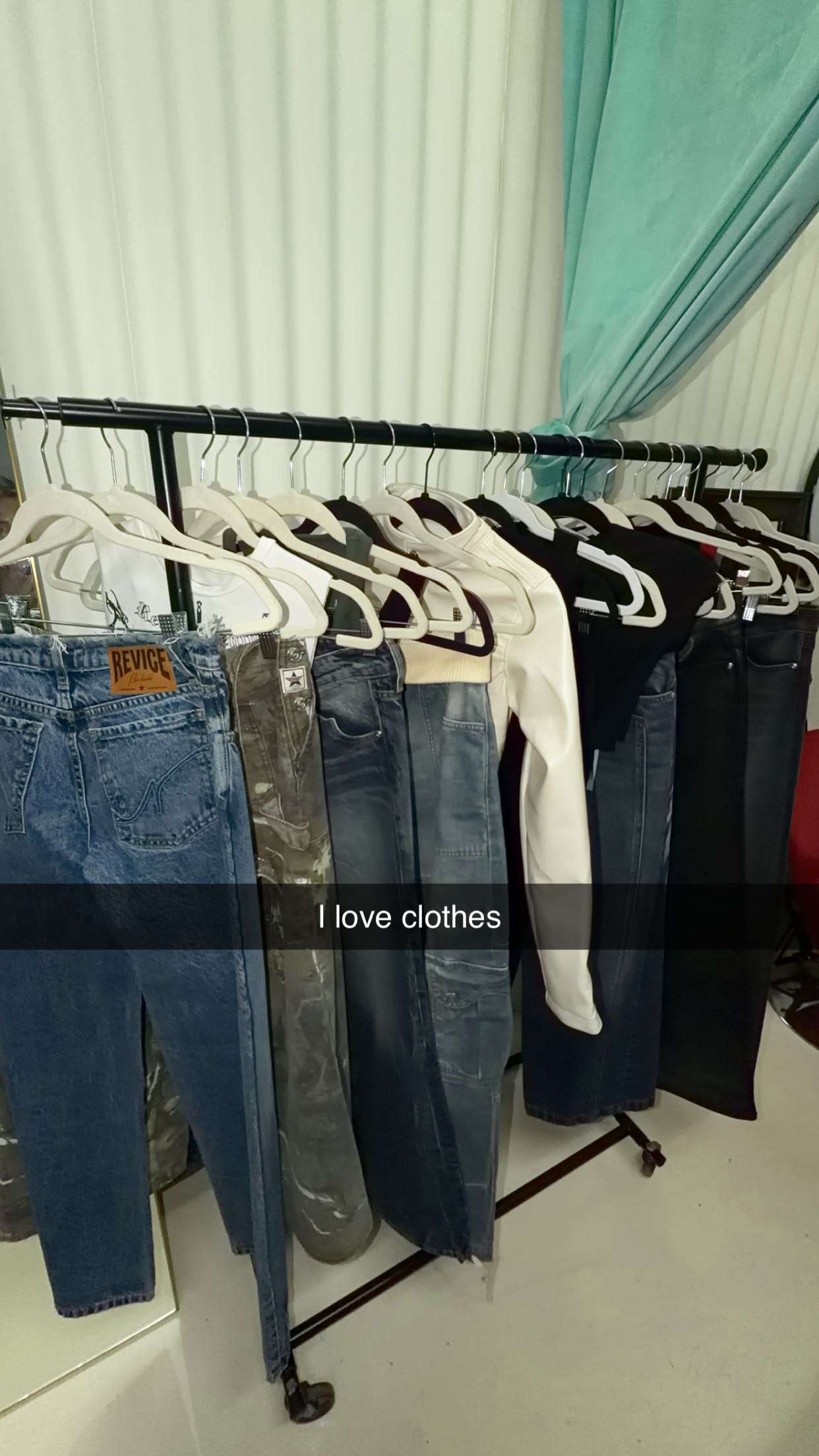 skilahblue snapchat image archive image