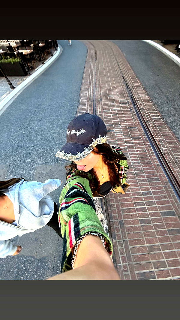 skilahblue image ~ Altpins