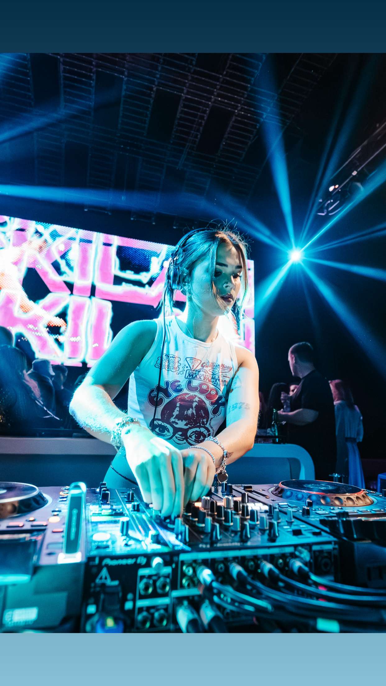 skilahblue snapchat image archive image