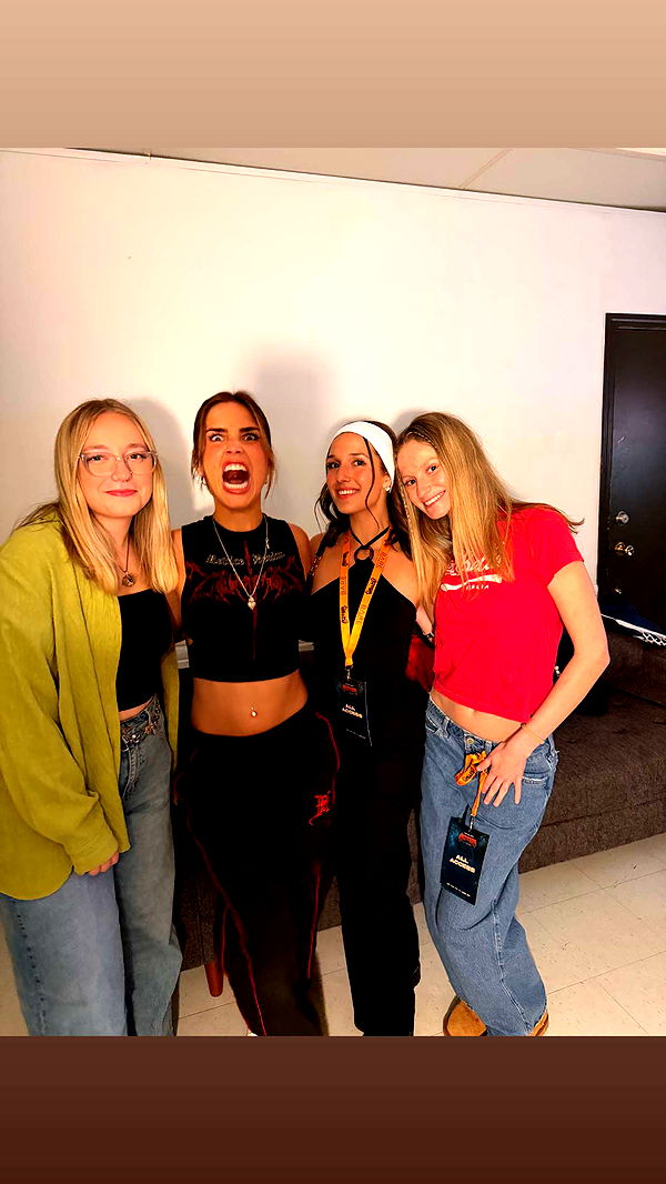 skilahblue image ~ Altpins