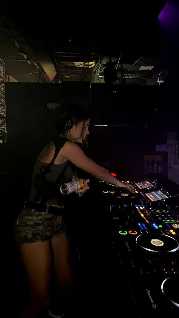 skilahblue image ~ Altpins