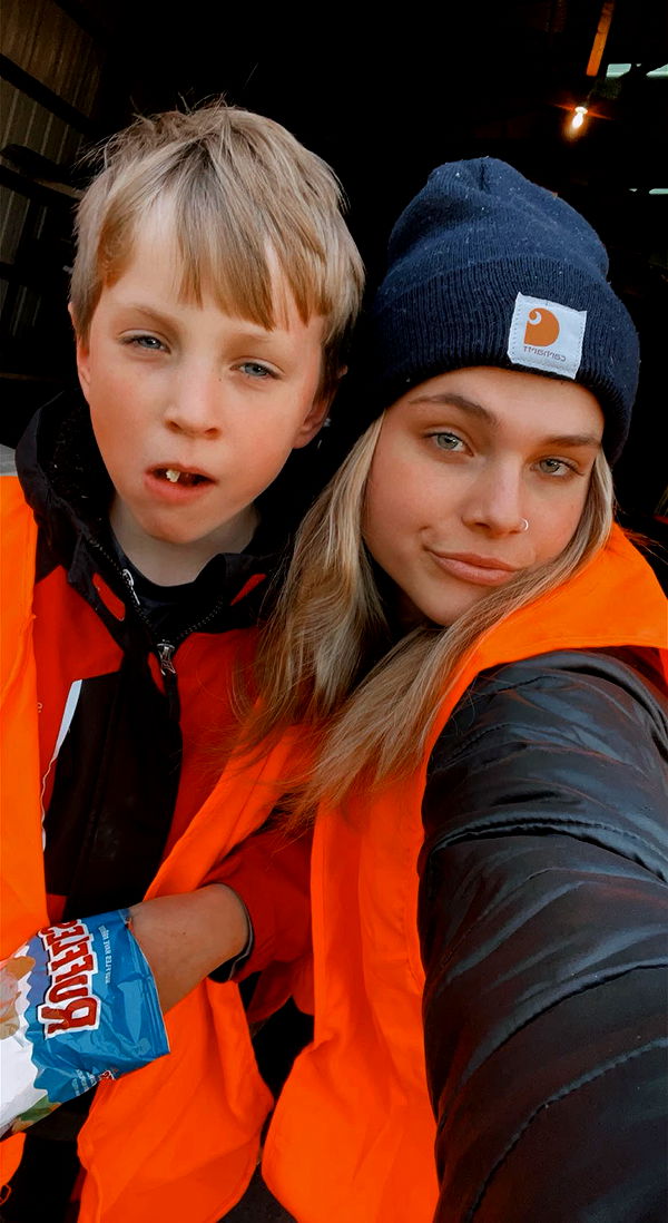 skilahblue image ~ Altpins