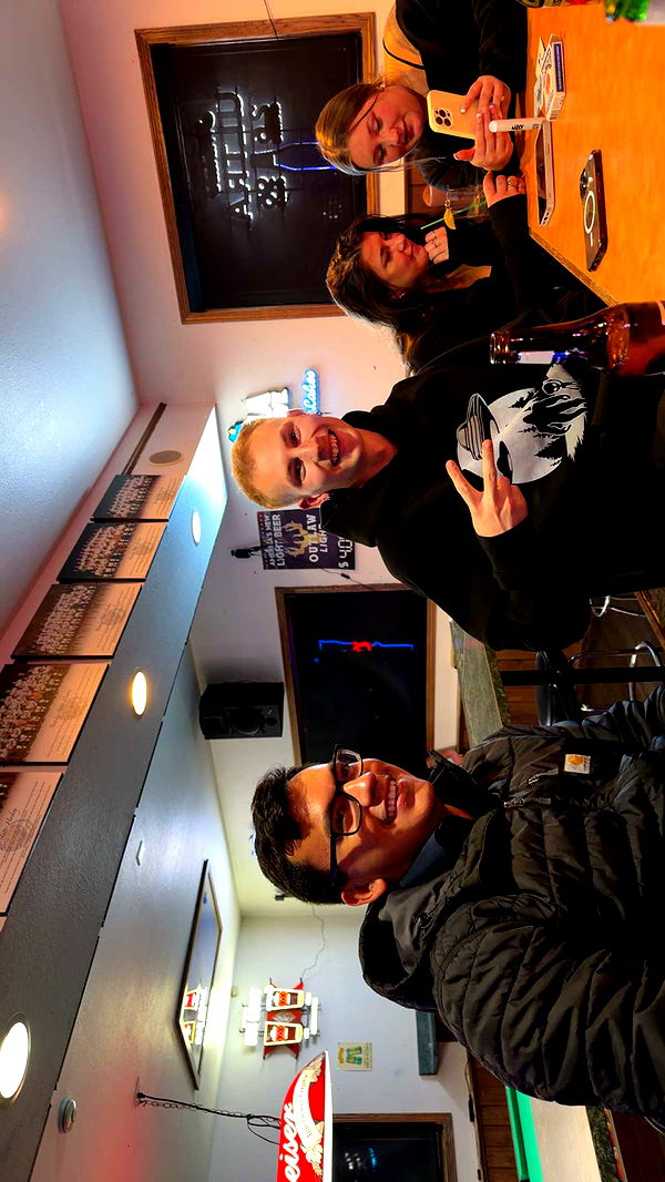 skilahblue image ~ Altpins