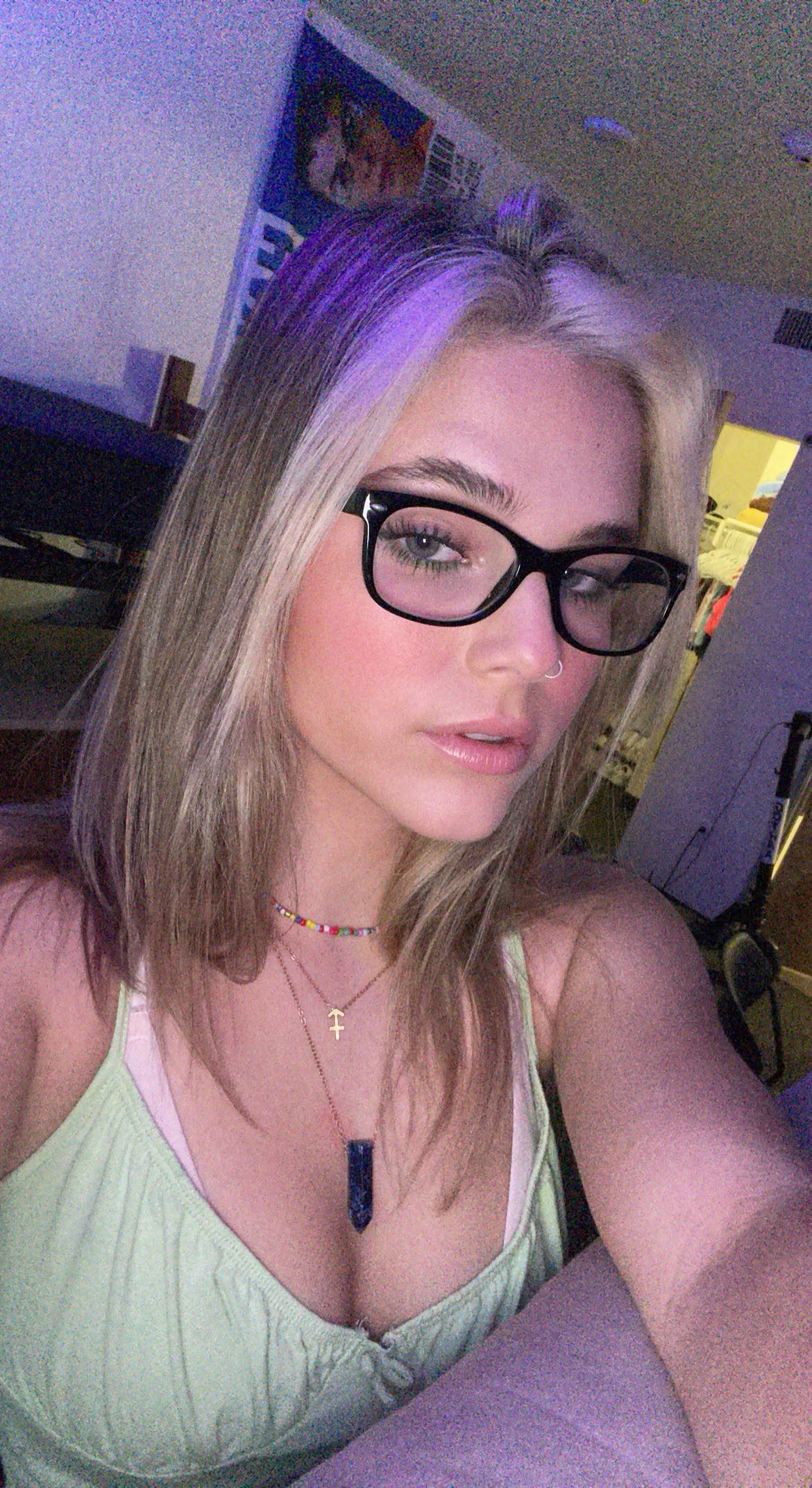 skilahblue snapchat image archive image