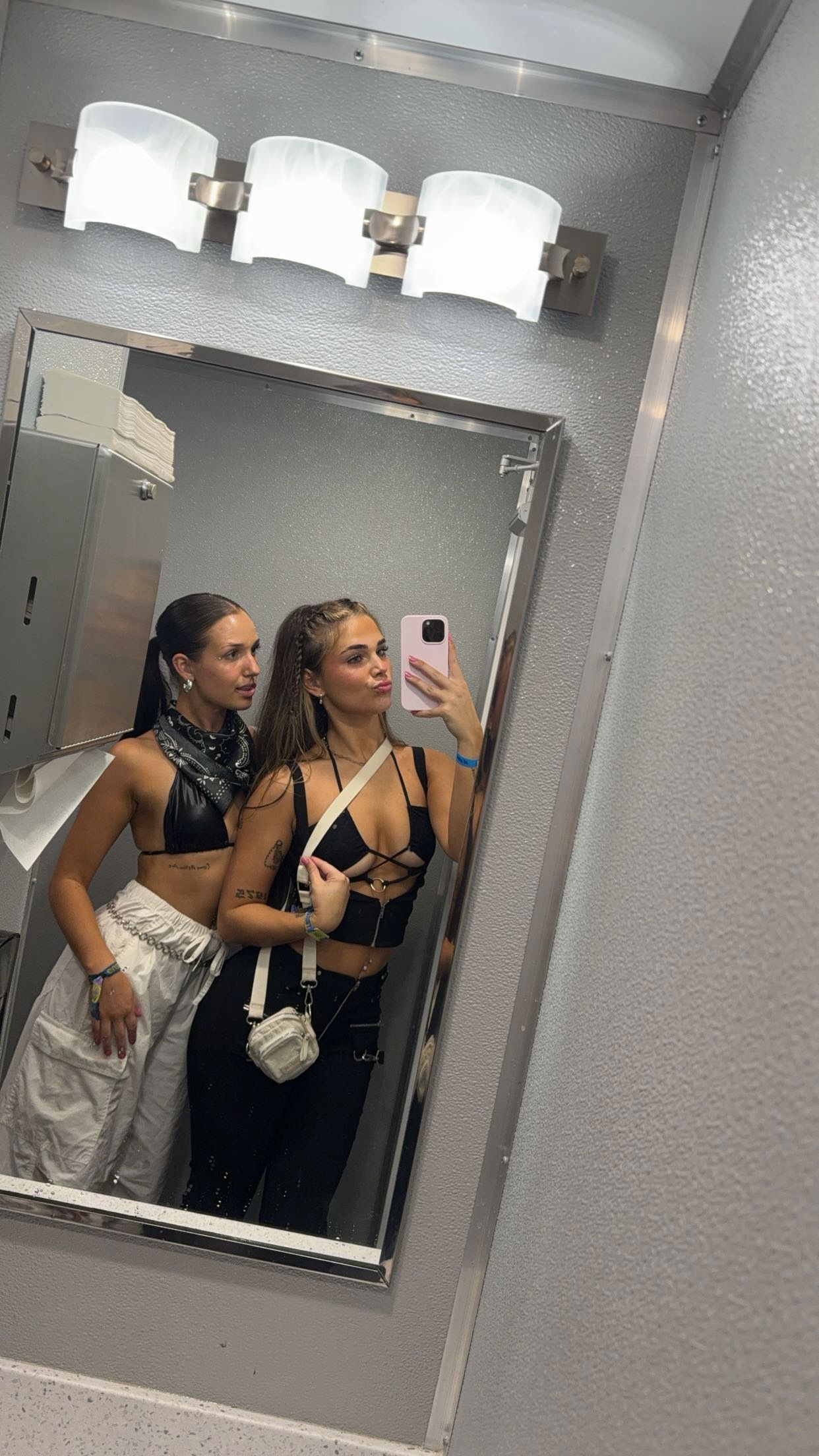 skilahblue snapchat image archive image