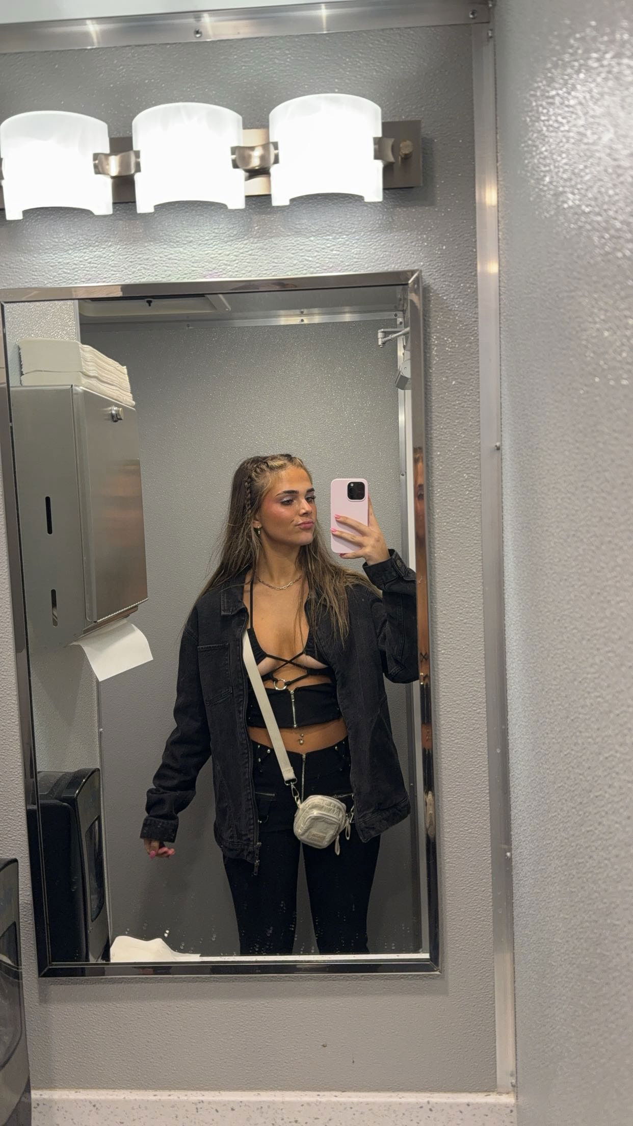 skilahblue snapchat image archive image