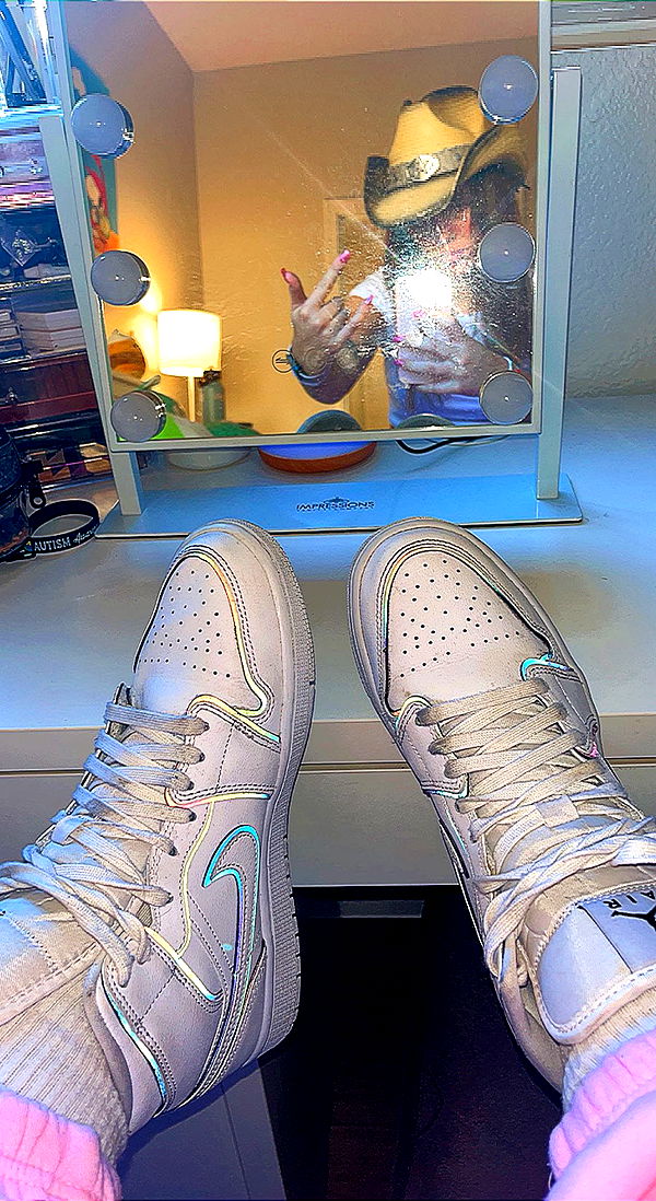 skilahblue image ~ Altpins