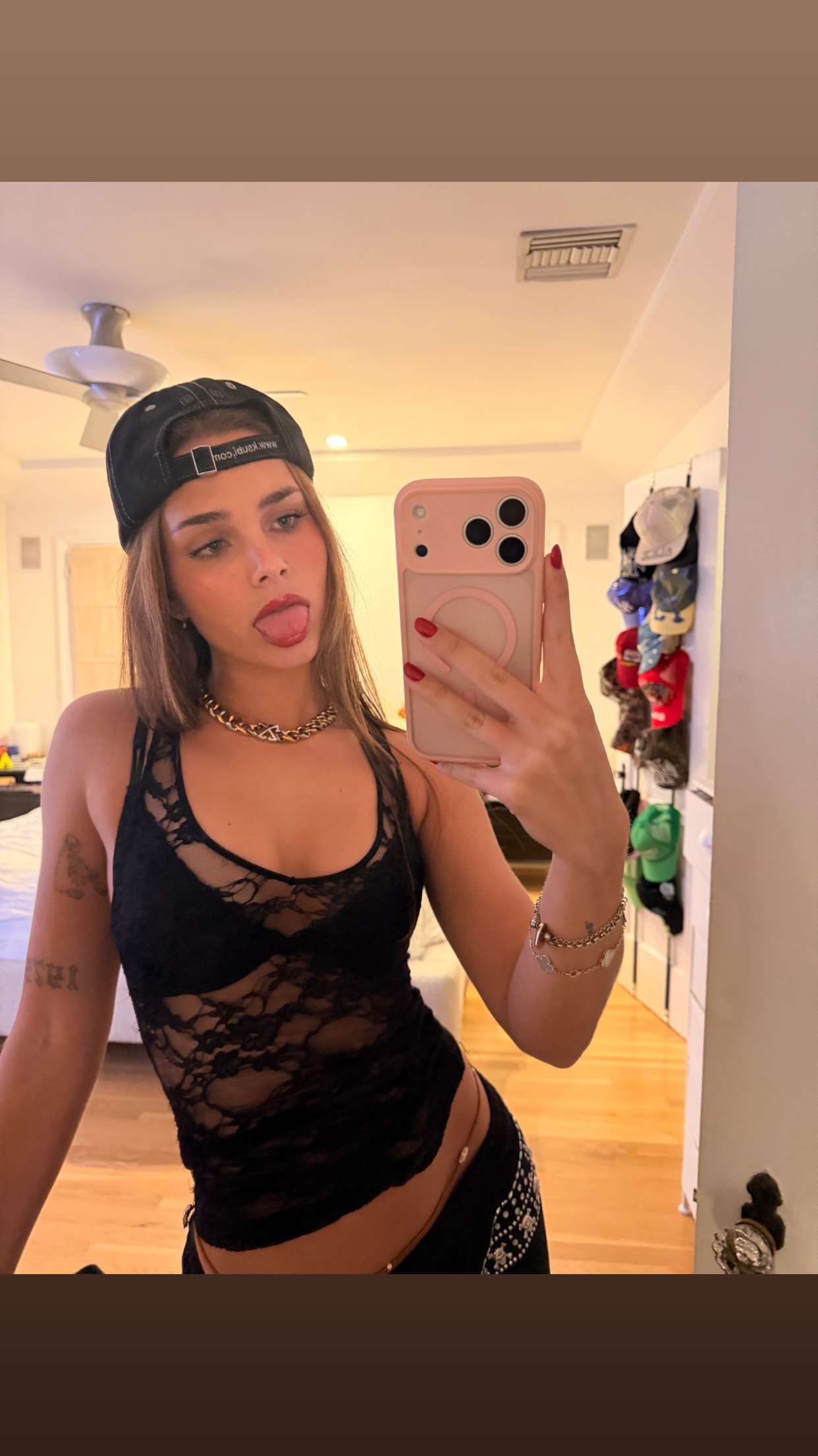 skilahblue snapchat image archive image