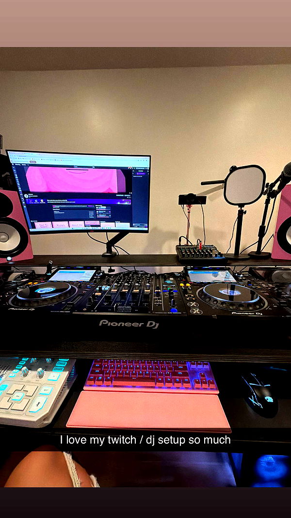 skilahblue image ~ Altpins