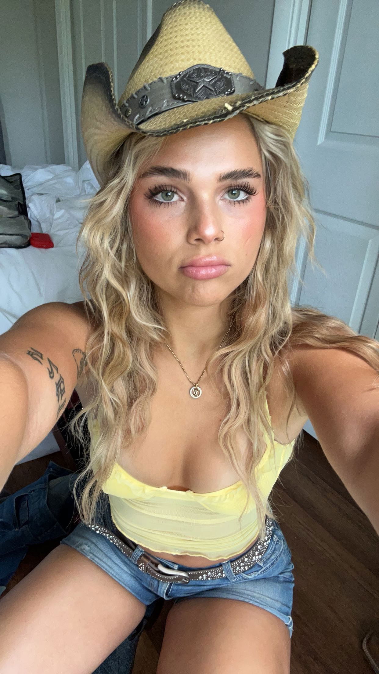 skilahblue snapchat image archive image