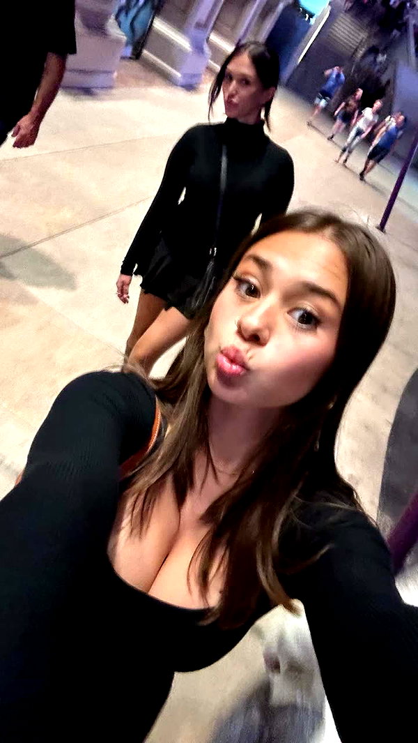 sophieraiin snapchat image archive image