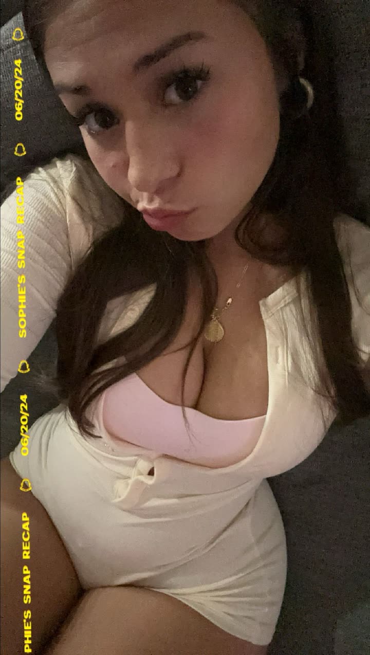 sophieraiin snapchat image archive image