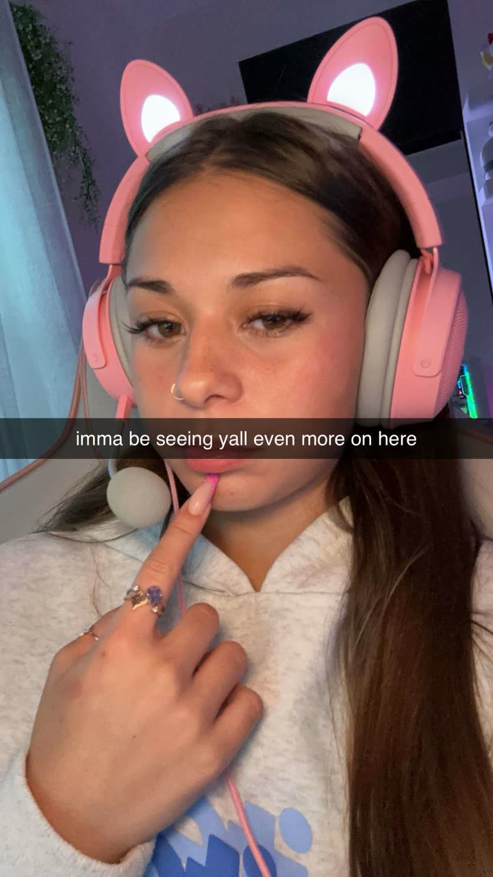 sophieraiin snapchat image archive image