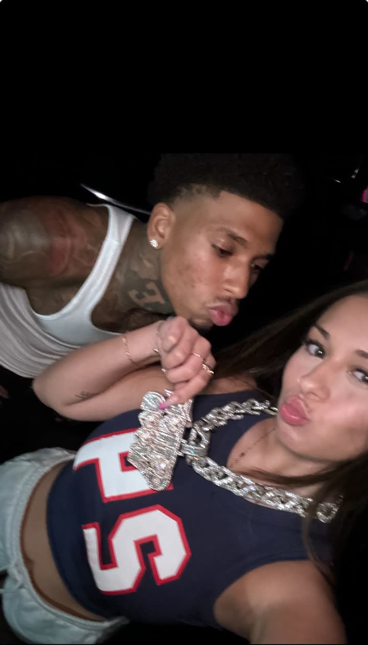 sophieraiin snapchat image archive image