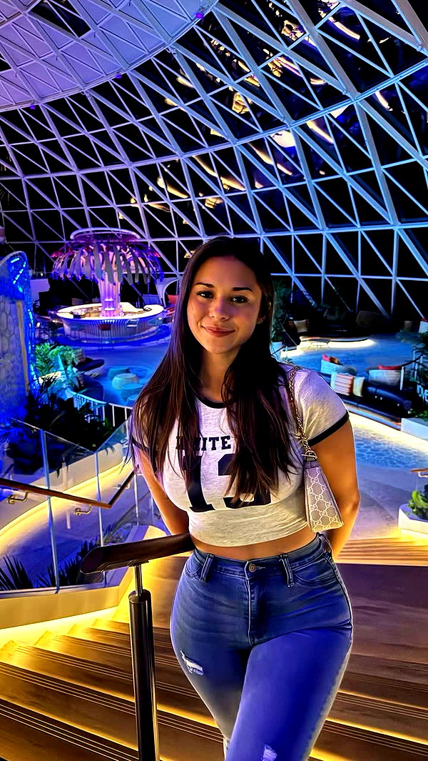 sophieraiin snapchat image archive image
