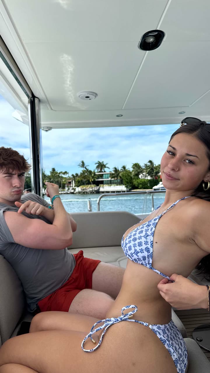 sophieraiin snapchat image archive image