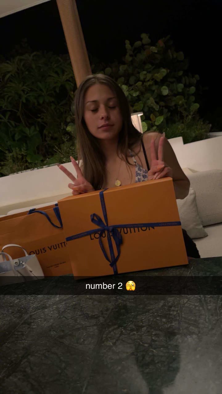 sophieraiin snapchat image archive image