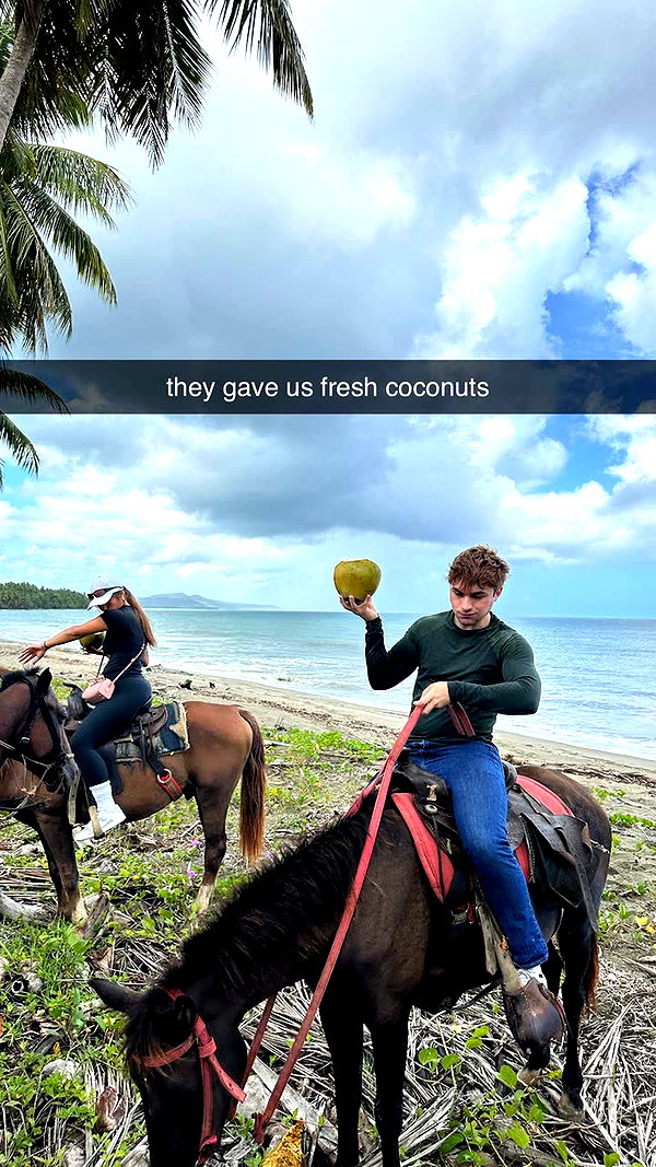 sophieraiin snapchat image archive image
