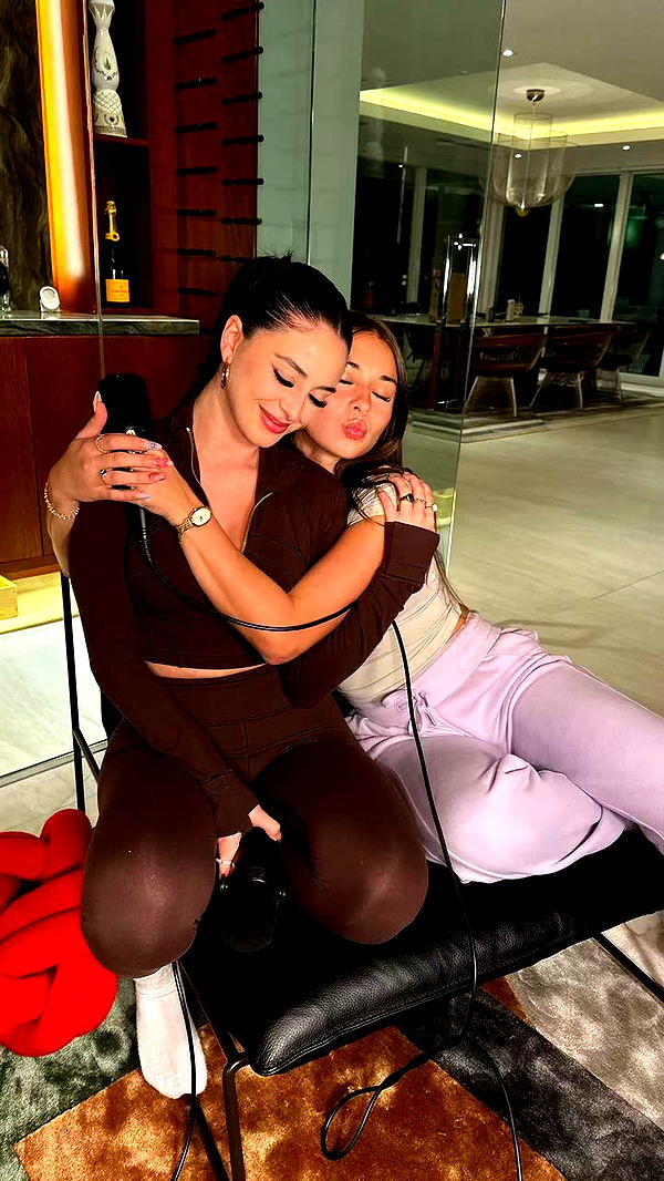 sophieraiin image ~ Altpins