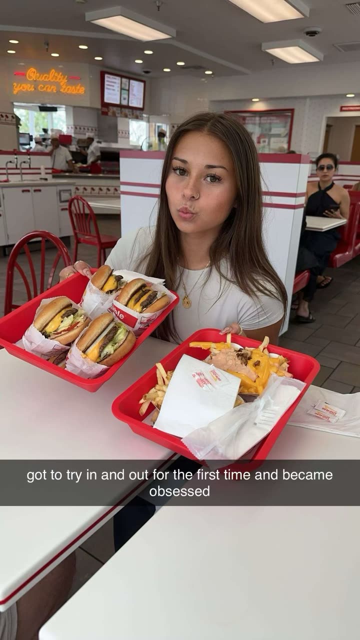 sophieraiin snapchat image archive image