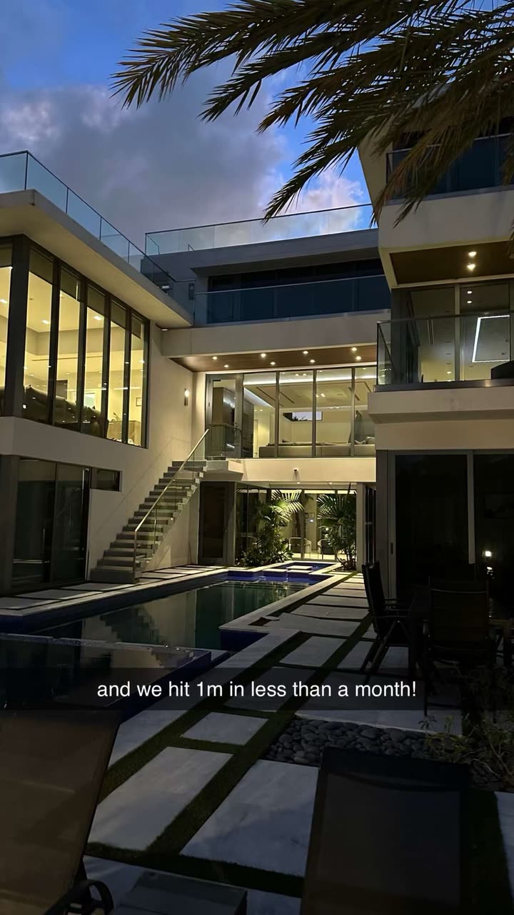 sophieraiin snapchat image archive image