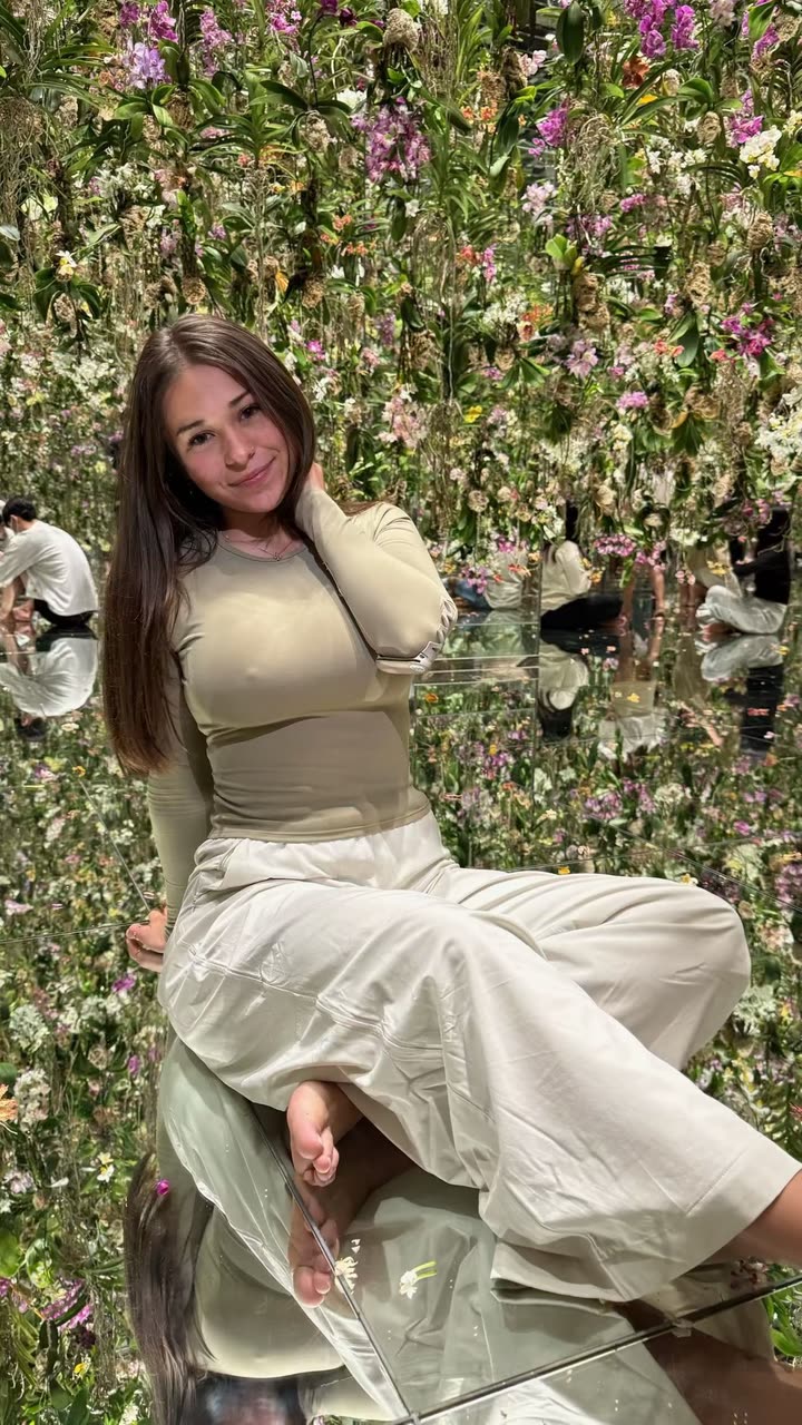 sophieraiin snapchat image archive image