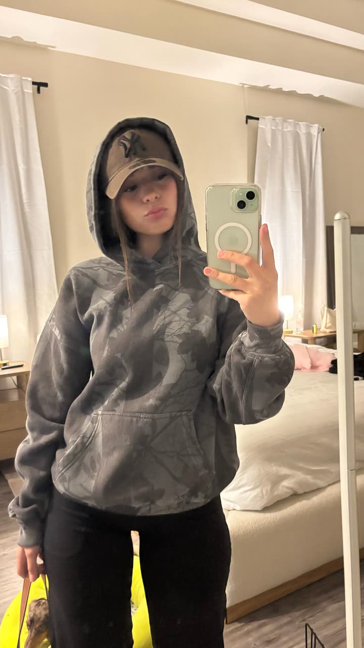 sophieraiin snapchat image archive image