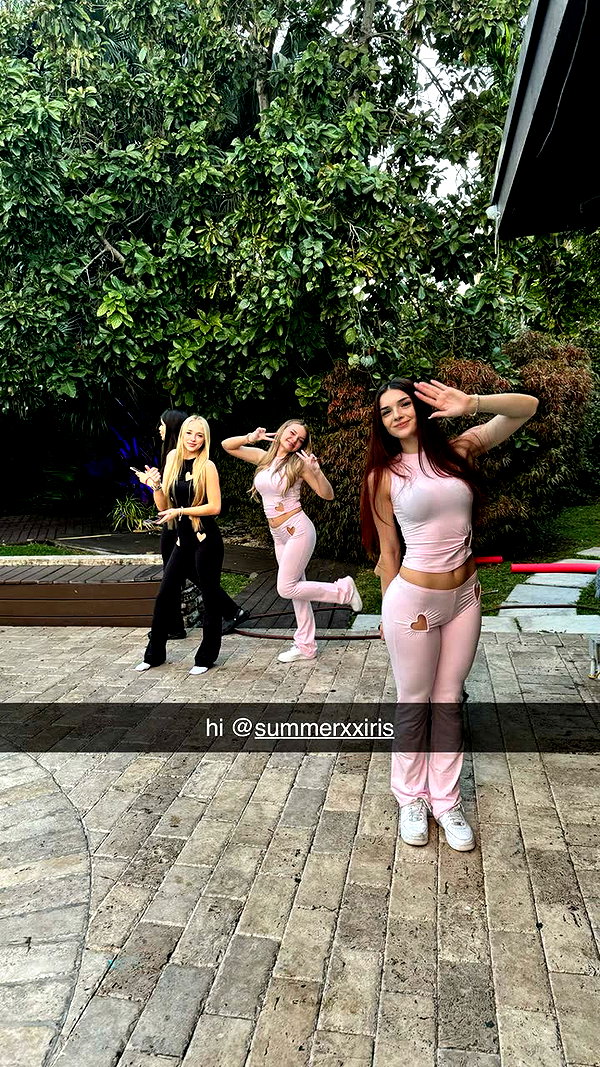 sophieraiin snapchat image archive image