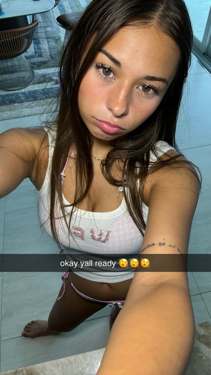 sophieraiin snapchat image archive image