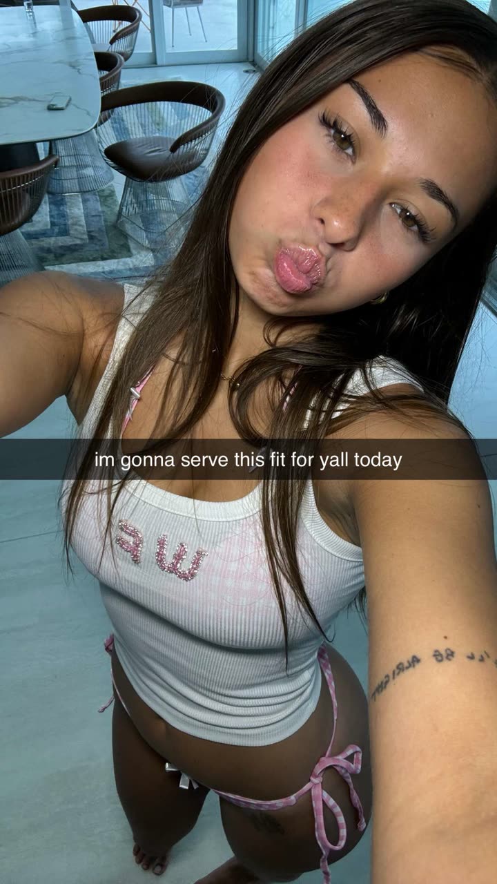 sophieraiin snapchat image archive image