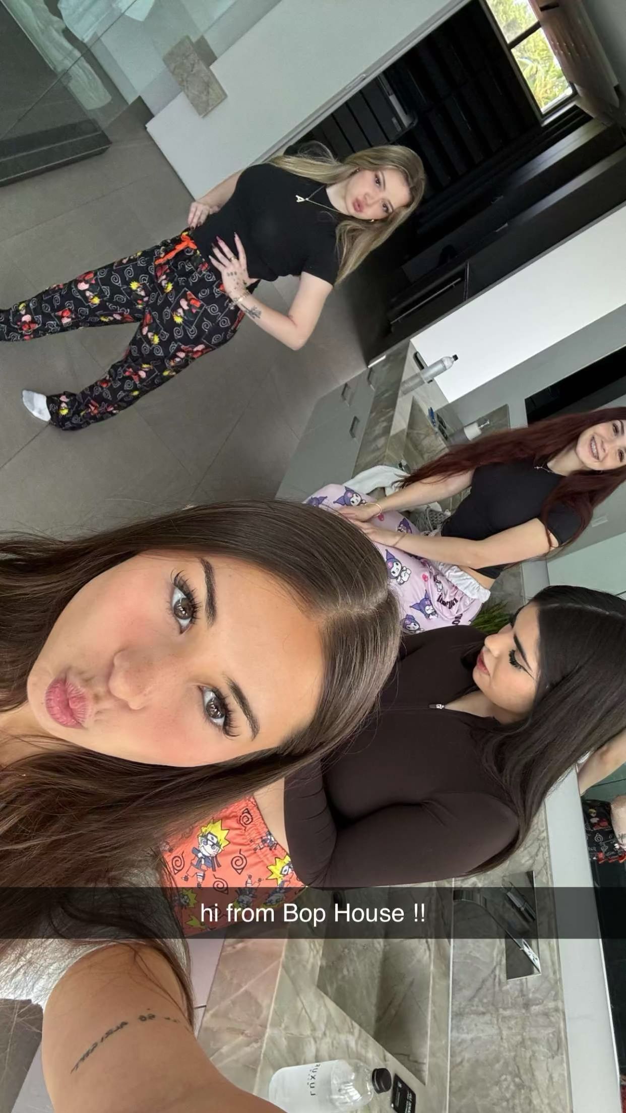 sophieraiin snapchat image archive image