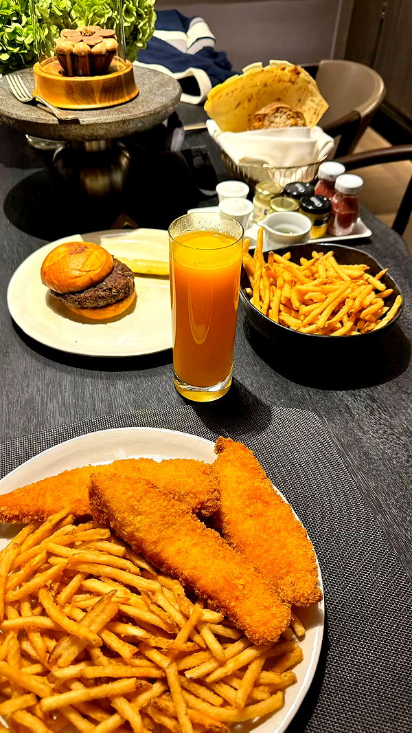 sophieraiin image ~ Altpins