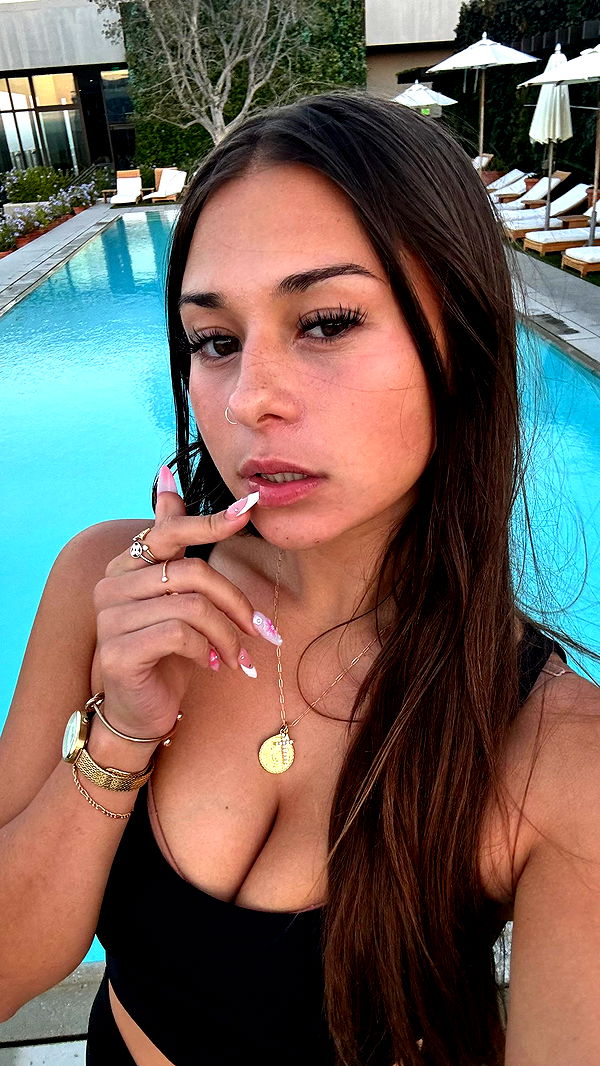 sophieraiin image ~ Altpins