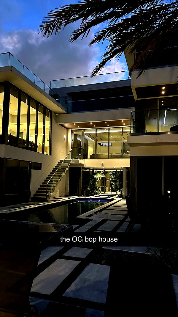 sophieraiin image ~ Altpins